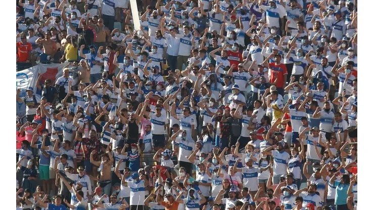 Coquimbo no venderá entradas a hinchas de la UC para el debut.