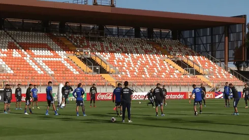La selección chilena entrena en el estadio Zorros del Desierto este sábado 29 de enero de 2022