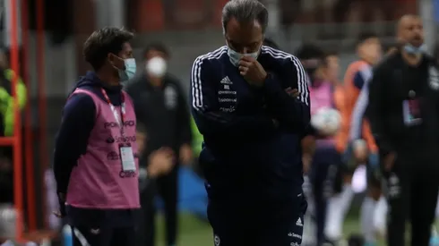 Lasarte encamina ausencia de Bravo para el partido con Bolivia.