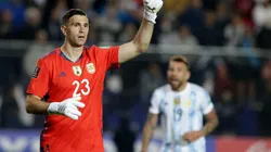 Emiliano Martínez avisa que irán con todo ante Chile