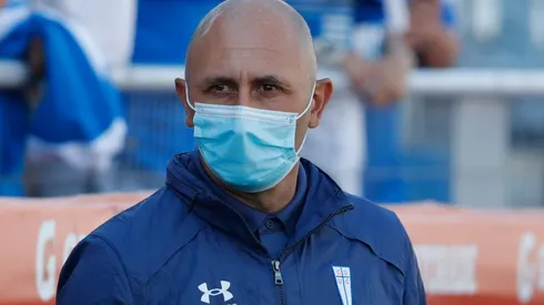 El técnico de la UC se refirió a la preparación para este duelo, de las bajas y refuerzos