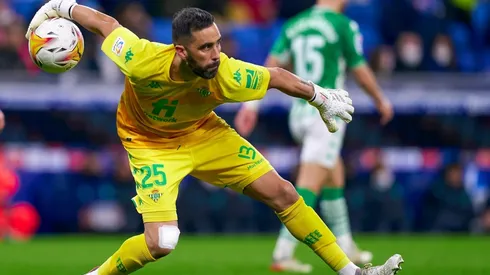 Bravo comanda importante victoria del Betis para seguir arriba en La Liga.