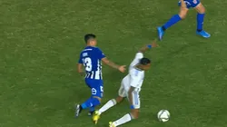 Moya es expulsado en la U y los azules quedan con 10.