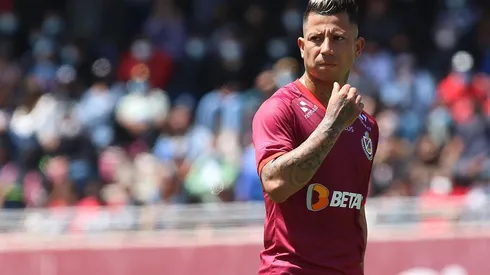 Leonardo Valencia renueva con Deportes La Serena