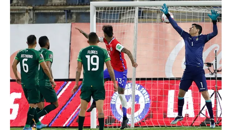 Bolivia informa dos casos positivos en su plantel previo a partido con Chile.