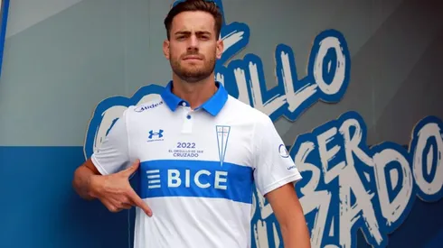 Lucas Melano es presentado como nuevo jugador de Universidad Católica