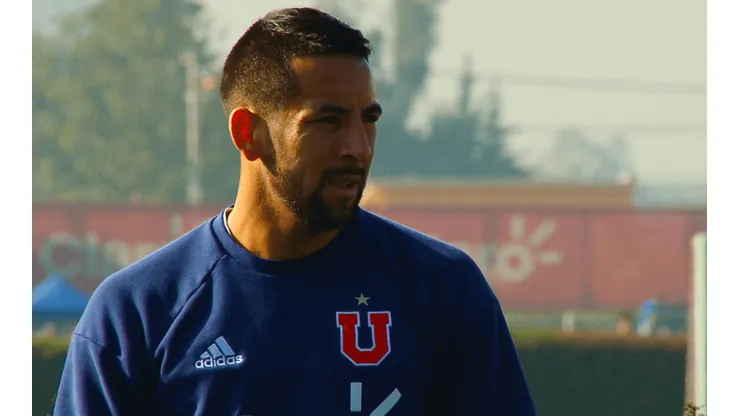 Isla no se pierde el Superclásico y envía su apoyo a la U.