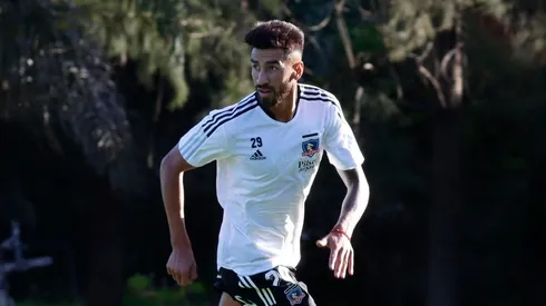 Juan Martín Lucero comanda el ataque albo ante la Universidad de Chile