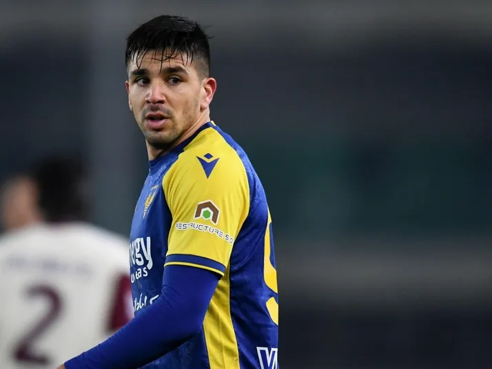 Gio Simeone estará en el duelo de La Roja contra Argentina