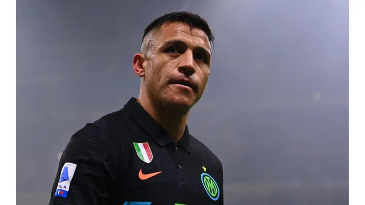 Alexis Sánchez titular en el Inter de Milán en su partido ante Cagliari