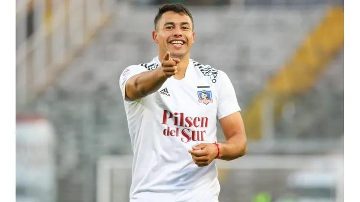 Morales rechaza propuesta del fútbol brasileño y seguirá en Colo Colo.