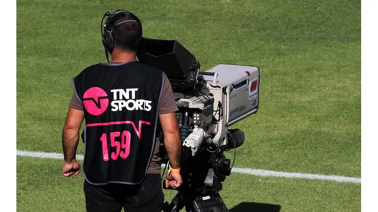 El fútbol chileno llega a la televisión pública después de dos décadas.