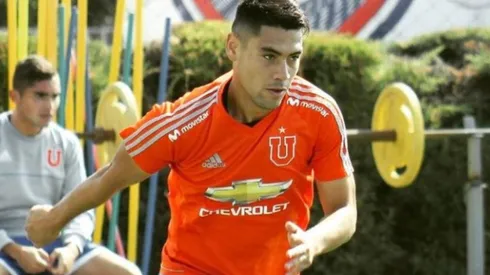 El delantero chileno advierte que le queda contrato en Estados Unidos.