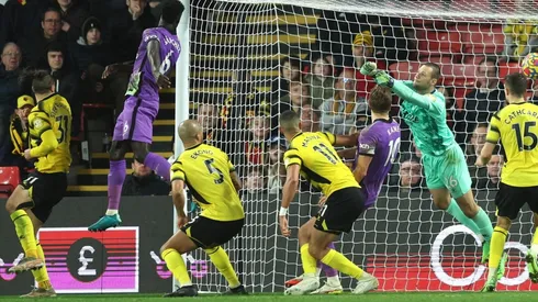 Sierralta no pasa un buen inicio de año con el Watford.