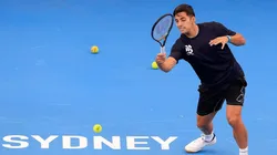 Cristian Garin entrenando en el Ken Rosewall Arena para el debut en la ATP Cup.