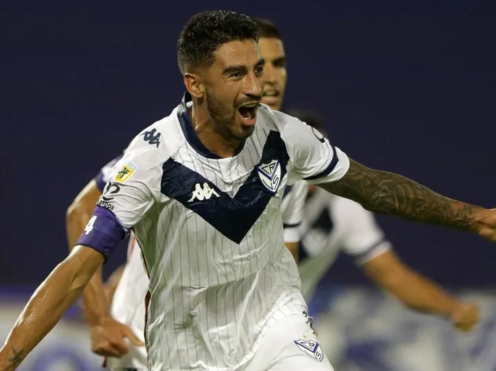 Desde Vélez informan la situación de Lucero ante una posible llegada a Colo Colo