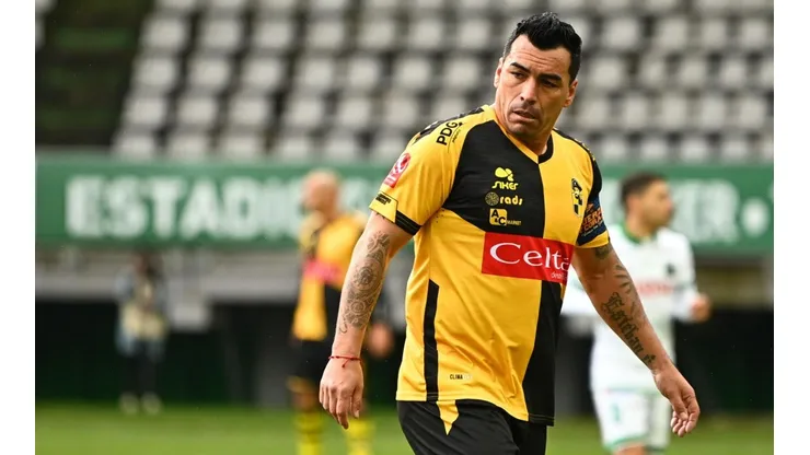 Paredes habría decido dónde seguir ante negatividad de Colo Colo.