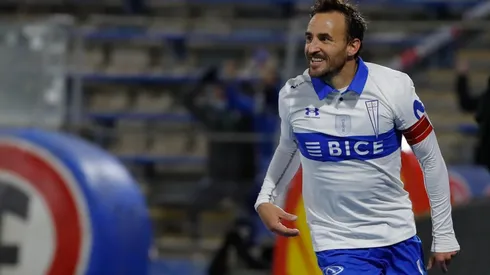 Fuenzalida tiene las intenciones de seguir en la Católica.