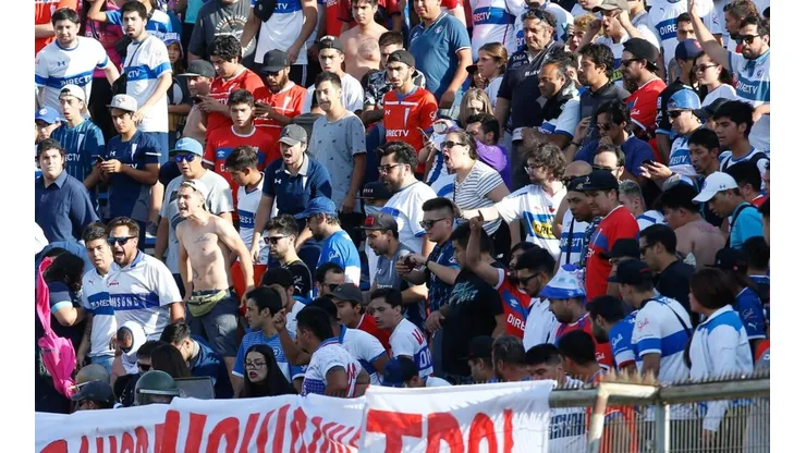 La inminente salida de Buonanotte no cayó bien al hincha de la UC.