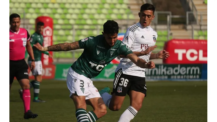 González enfrentando a los albos en el primer semestre.