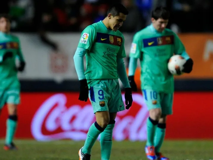 El millonario traspaso que frena la llegada de Alexis al Barcelona