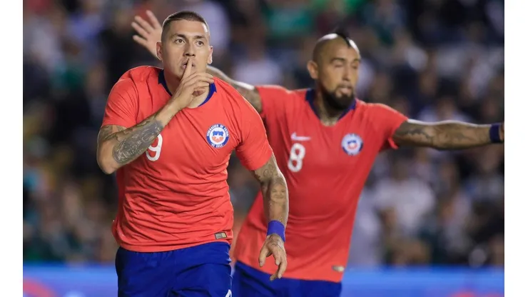 Nicolás Castillo adelanta su próximo destino en su carrera futbolística.