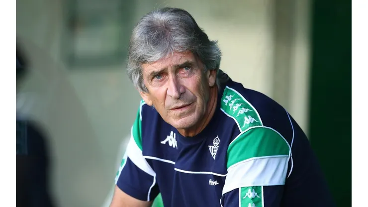 Manuel Pellegrini se quedará hasta el 2025 con el Betis en España.