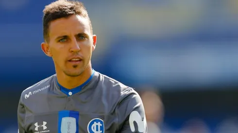 El argentino nacionalizado chileno aún negocia su renovación con la UC