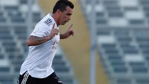Esteban Paredes prepara su regreso a Colo Colo