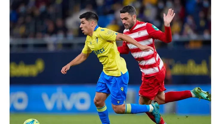 Alarcón realiza correcto partido en igualdad del Cádiz.