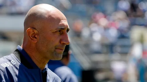 El técnico se refirió a los nombres que pueden quedarse y partir de la UC