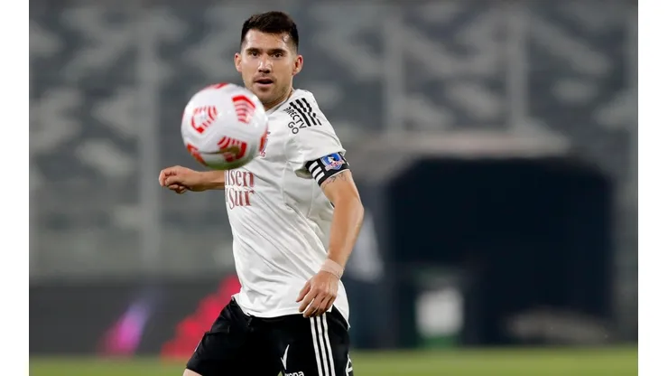 César Fuentes feliz de renovar con Colo Colo para la próxima temporada.