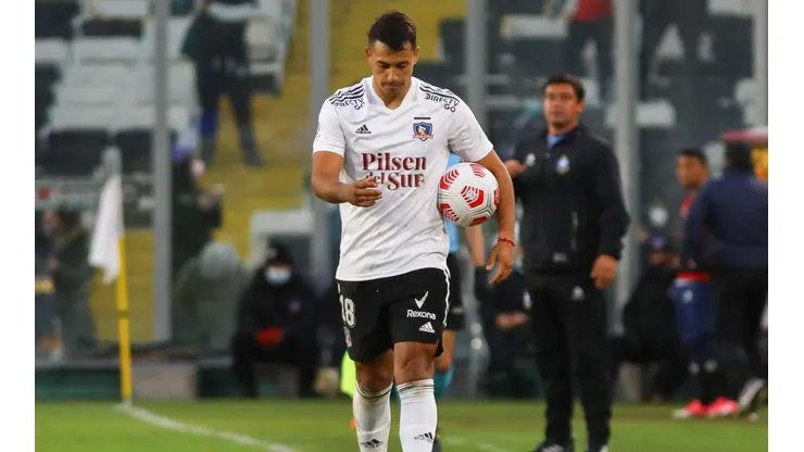 Representante de Morales adelanta una posible salida de Colo Colo.