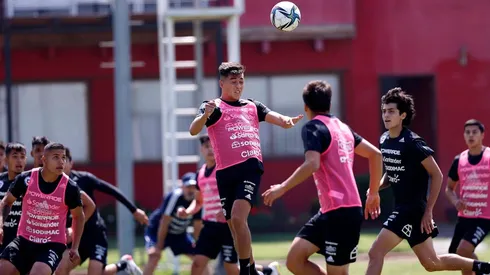 Chile vivirá su primer partido amistoso ante los charrúas.