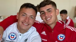 Zavala se relaciona con jugadores de Colo Colo y bromea con Gutiérrez.