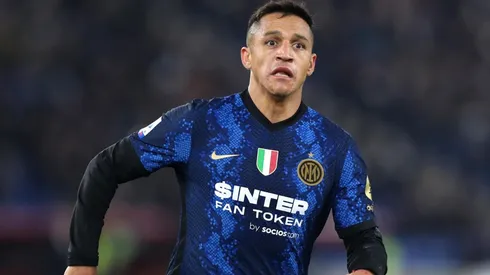 La prensa italiana pone a Alexis Sánchez como titular ante Real Madrid por la Champions League.