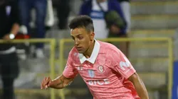 El volante llegó este lunes al palacio presidencial donde se le entregó su carta de nacionalización