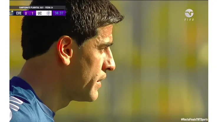 El defensor anotó en su propio para el 1-0 de la UC