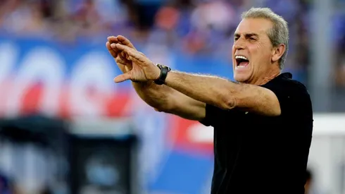 El actual comentarista lleva años sin dirigir en el fútbol chileno (Foto: Photosport)