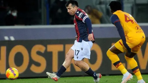 Gary Medel destacó en victoria del Bologna sobre la Roma.