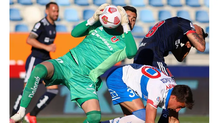 Cristóbal Campos es el primer renovado de Universidad de Chile