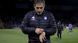 Mario Salas seguirá siendo entrenador de Huachipato aunque descienda