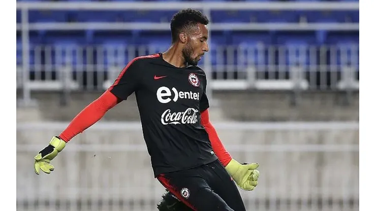 Lawrence Vigouroux revela que no se pierde los partidos de Colo Colo.