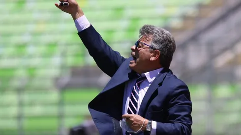 Jorge Garcés afirma que casi se mete a la cancha luego del empate entre Santiago Wanderers y Audax Italiano