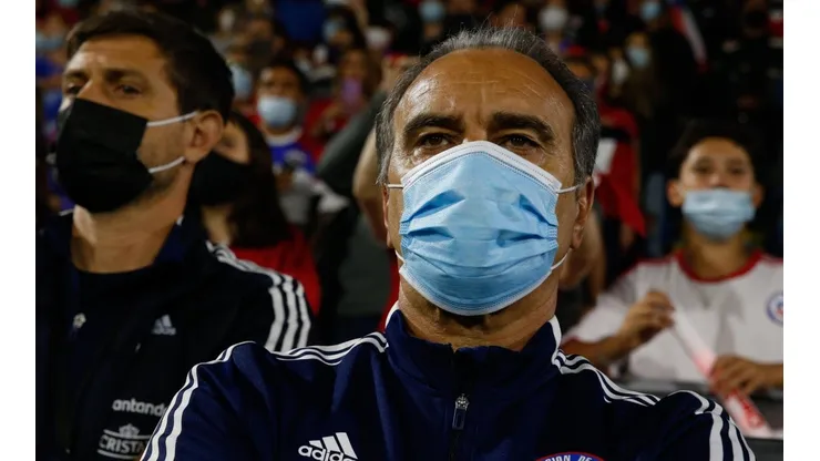 Lasarte aprueba el estadio de Calama pensando en los dos partidos de La Roja.