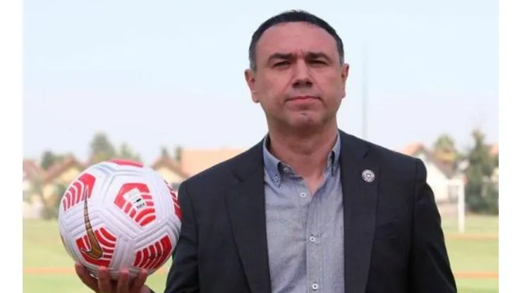 Francis Cagigao adelantó que no le quitarán jugadores a Colo Colo o la UC en caso de una definición.