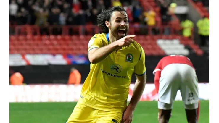 Brereton sigue anotando en el Championship