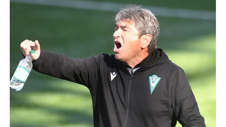 Emiliano Astorga reitera que fue despedido de Wanderers porque le querían armar el equipo