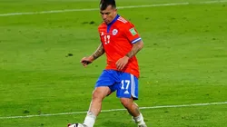 Gary Medel vio dificultoso el partido tras la expulsión de Vidal.