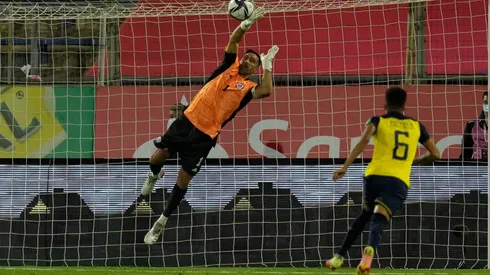 Bravo no pierde la fe de pelear un cupo con Chile para el Mundial.